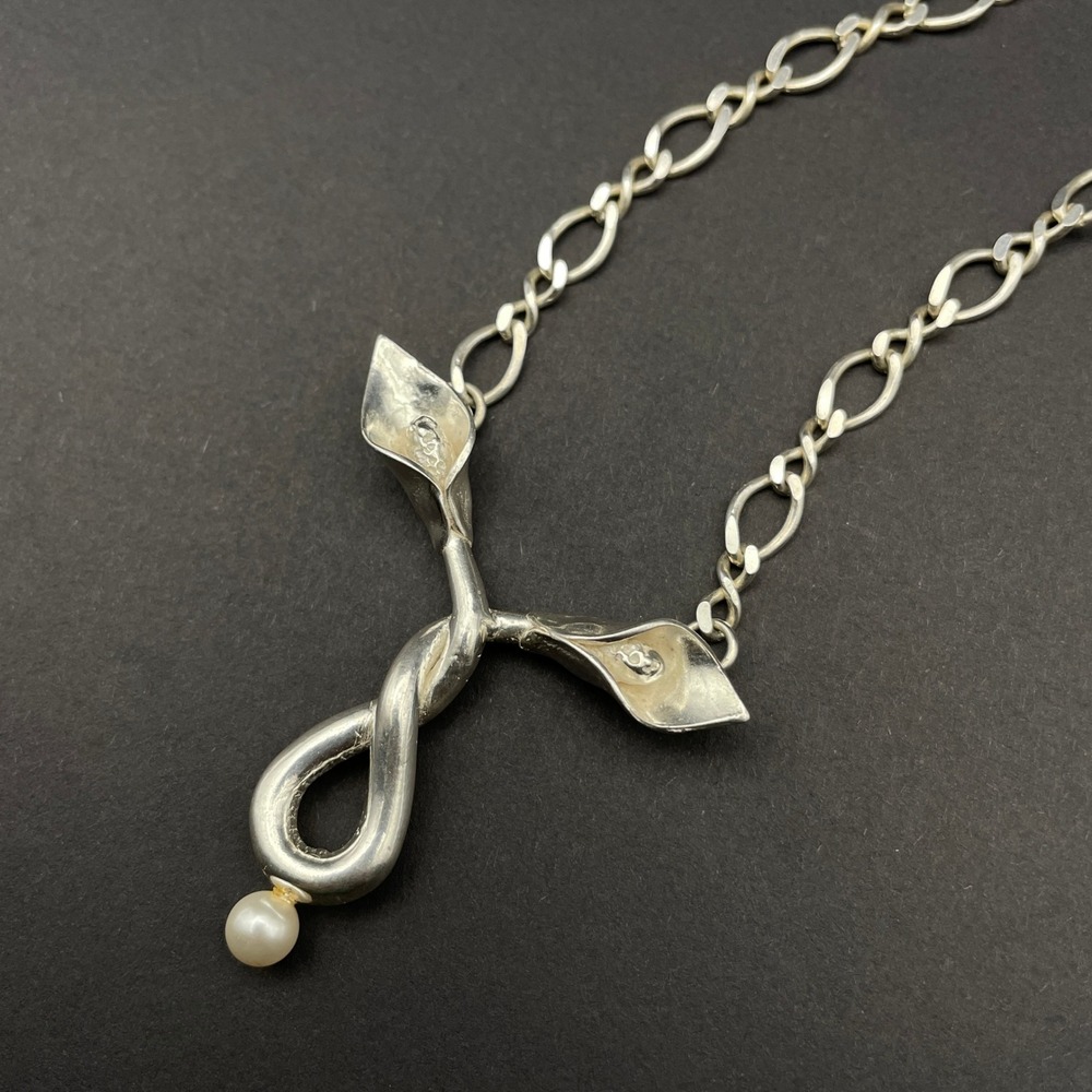 Sterling Silver Twisted Lilly Pendant Necklace Figaro‎ Figure Eight Chain